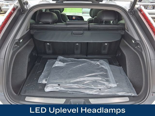 Used 2025 Cadillac Optiq Luxury 2 w/ LPO, Floor Liner Package AWD/4WD image 31