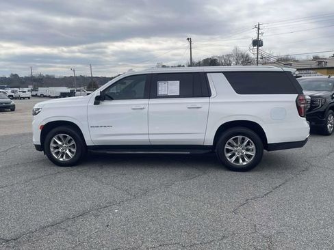 Used 2023 Chevrolet Suburban LT image 25