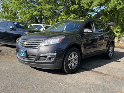 Used 2017 Chevrolet Traverse LT