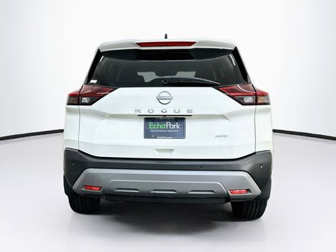 Used 2023 Nissan Rogue S AWD/4WD image 7