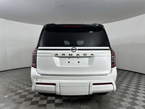 New 2025 Nissan Armada Platinum image 12