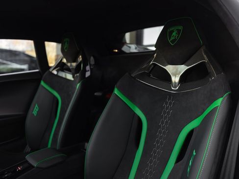 Used 2023 Lamborghini Huracan Tecnica RWD image 34