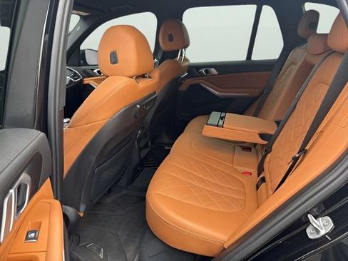 Used 2023 BMW X5 xDrive40i w/ Premium Package AWD/4WD image 29