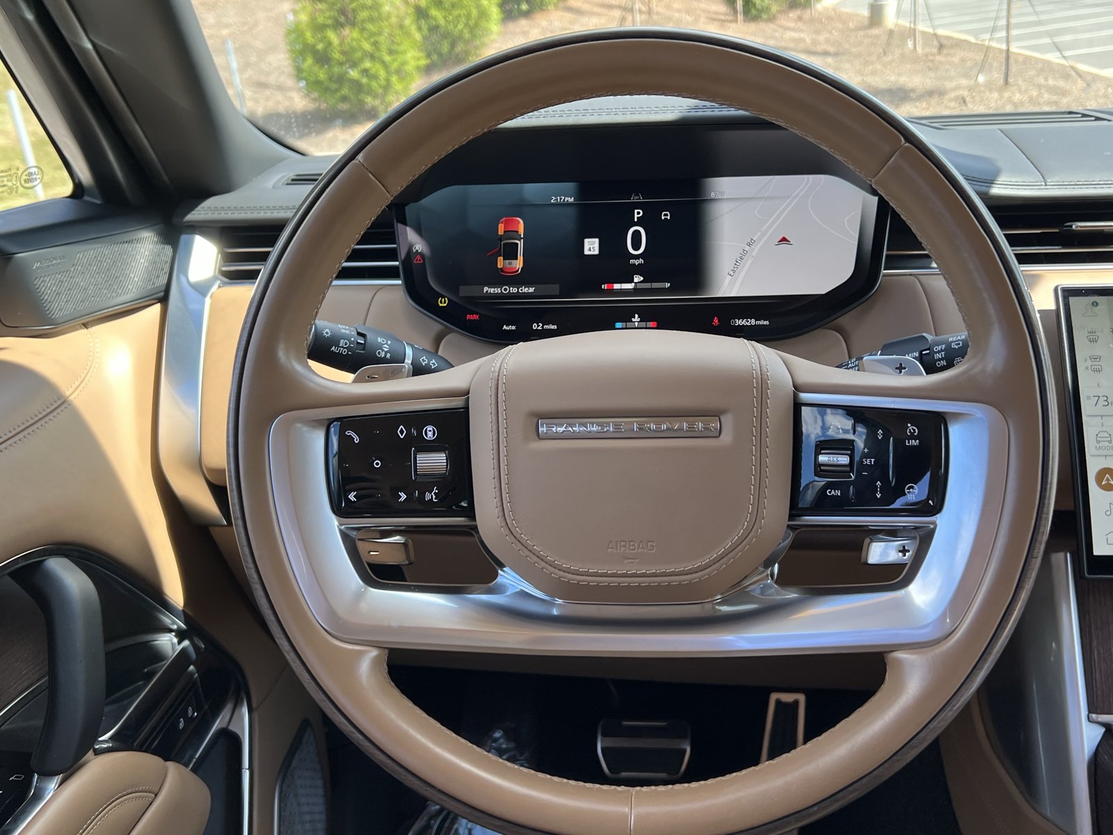 Used 2024 Land Rover Range Rover Autobiography AWD/4WD image 17
