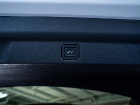 Used 2025 Cadillac Escalade IQ Luxury 2 image 69