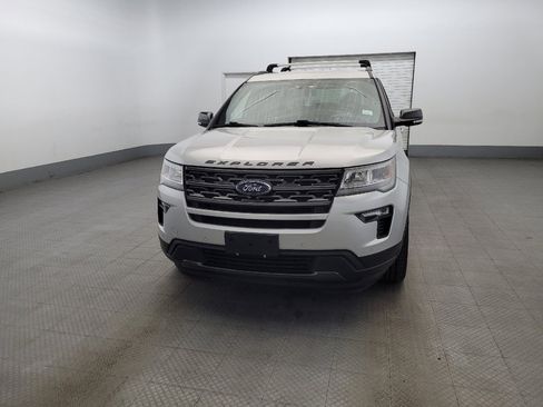 Used 2018 Ford Explorer XLT w/ Equipment Group 202A image 15