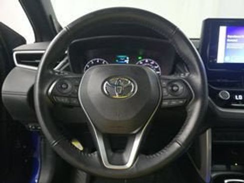 Used 2024 Toyota Corolla Cross AWD Hybrid image 11