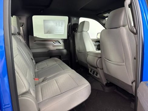 Used 2025 Chevrolet Silverado 1500 LT AWD/4WD image 5