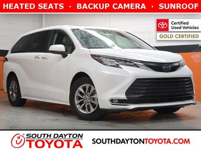 Used 2022 Toyota Sienna XLE