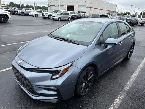 Certified 2025 Toyota Corolla SE image 1