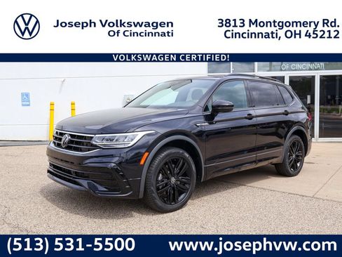 Used 2022 Volkswagen Tiguan SE R-Line AWD/4WD image 1