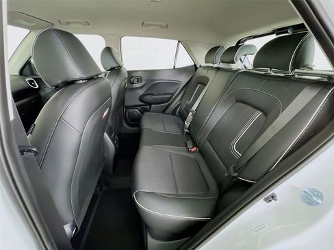 New 2026 Hyundai Venue SEL FWD image 15