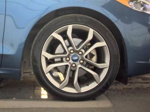 Used 2019 Ford Fusion SEL FWD image 9