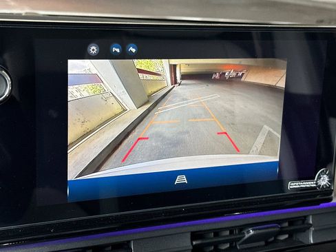 Used 2025 Honda Prologue Touring image 25