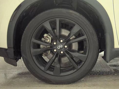 Used 2023 INFINITI QX60 Luxe w/ Performance Audio Package image 10