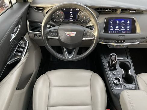 Certified 2023 Cadillac XT4 Premium Luxury w/ Technology Package image 11