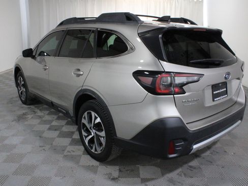 Used 2020 Subaru Outback Limited AWD/4WD image 29
