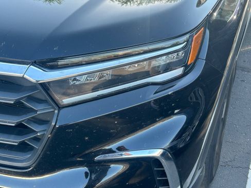 Used 2024 Honda Pilot EX-L image 8