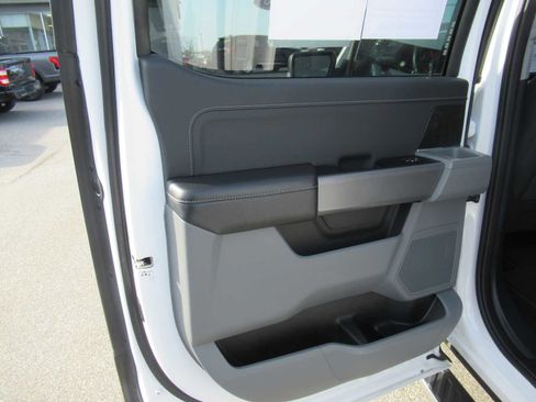 Used 2022 Ford F150 XLT w/ Equipment Group 302A High image 20