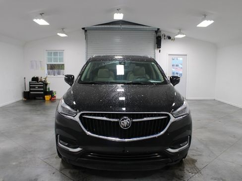 Used 2020 Buick Enclave Premium w/ Sun and Sites Package image 3
