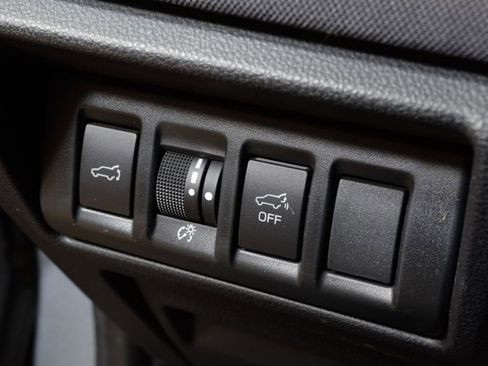 Used 2020 Subaru Outback Premium AWD/4WD image 16
