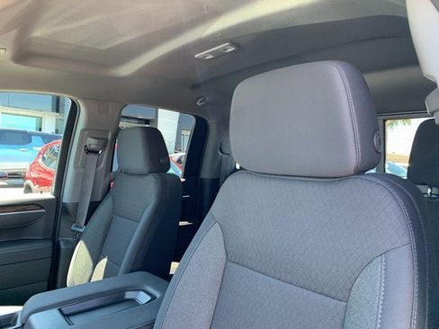 New 2026 GMC Sierra 1500 SLE w/ Preferred Package image 18