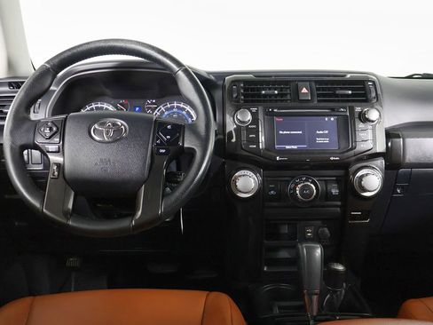 Used 2014 Toyota 4Runner Trail AWD/4WD image 23