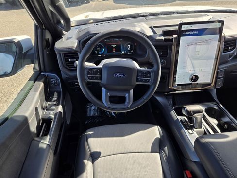 Used 2025 Ford F150 Lightning Lariat image 8