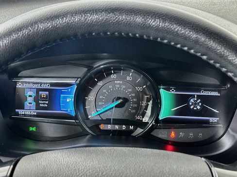 Used 2018 Ford Explorer XLT w/ XLT Appearance Package AWD/4WD image 12