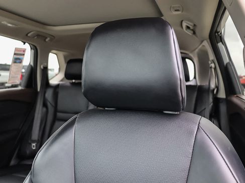 Used 2023 Nissan Rogue SV w/ SV Premium B Package FWD image 19