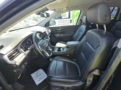 Used 2023 GMC Acadia SLT AWD/4WD image 9