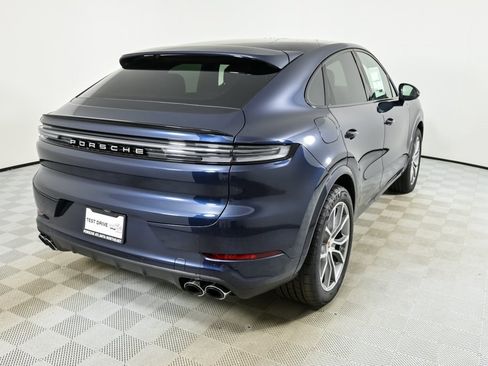 New 2025 Porsche Cayenne Coupe image 29