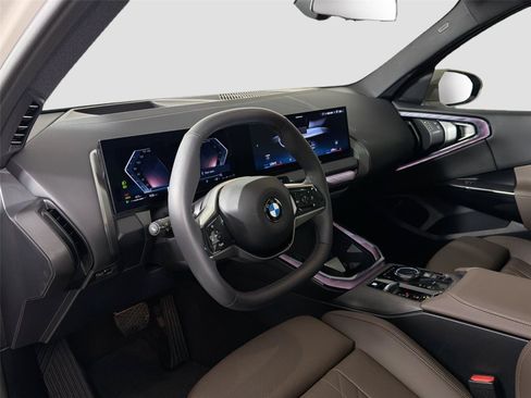 Certified 2026 BMW X3 xDrive30i w/ Premium Package AWD/4WD image 9