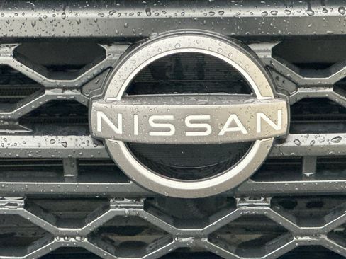 Used 2023 Nissan Frontier SV w/ Midnight Edition Package image 37