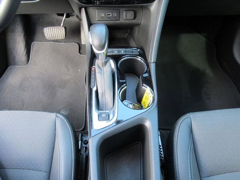 Used 2021 Buick Encore GX Preferred w/ Cold Weather Comfort Package image 20