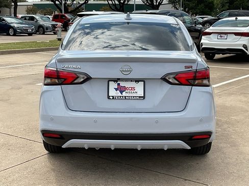 New 2025 Nissan Versa SR w/ Trunk Package image 6