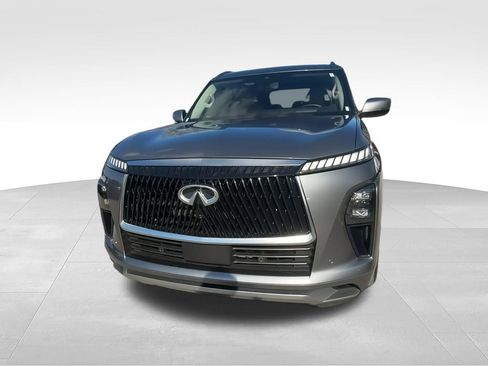 Used 2025 INFINITI QX80 Sensory AWD/4WD image 3