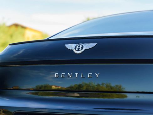 Used 2024 Bentley Flying Spur W12 AWD/4WD image 46