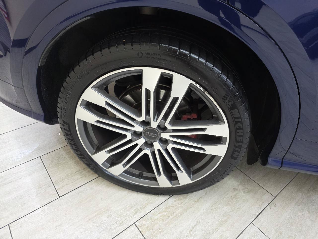 Used 2018 Audi SQ5 Prestige AWD/4WD image 43