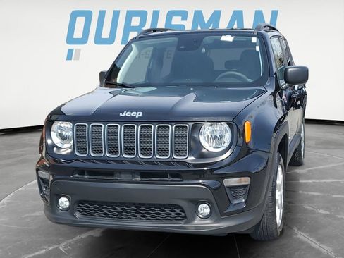 Used 2022 Jeep Renegade Latitude AWD/4WD image 2