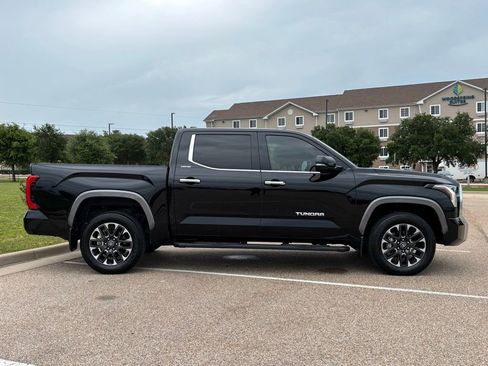 Used 2025 Toyota Tundra Limited w/ Power Package AWD/4WD image 5