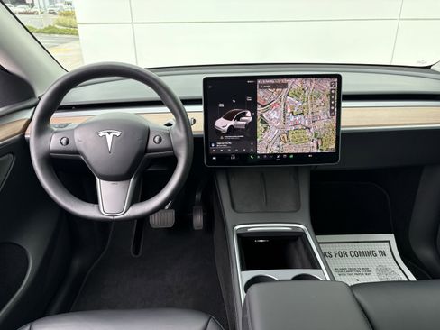 Used 2023 Tesla Model Y Long Range AWD/4WD image 20