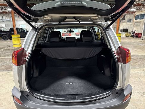Used 2015 Toyota RAV4 Limited AWD/4WD image 11