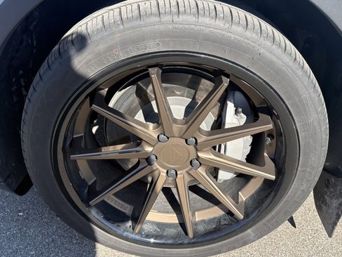 Used 2023 Tesla Model Y Long Range image 12