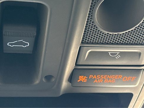 Used 2022 Genesis G70 3.3T w/ Sport Advanced Package image 26