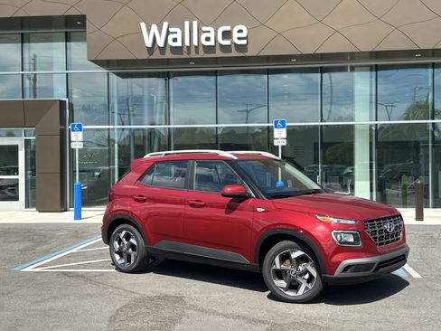 New 2025 Hyundai Venue SEL image 1