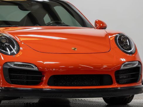 Used 2016 Porsche 911 Turbo S AWD/4WD image 5