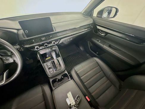 Used 2025 Honda CR-V Sport Touring image 11
