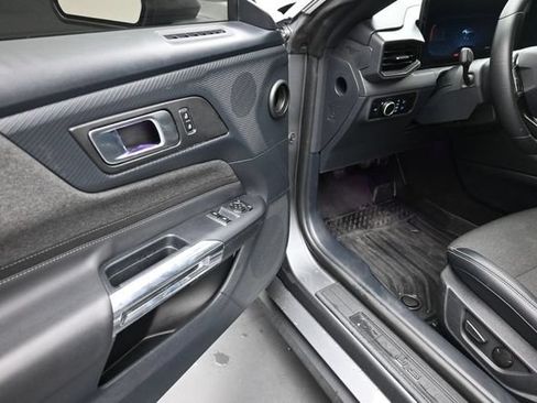 Used 2024 Ford Mustang GT RWD image 16