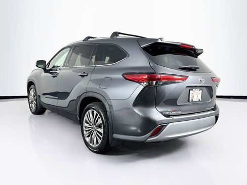 Used 2020 Toyota Highlander Platinum AWD/4WD image 7